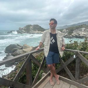 Meet your Posher, Daniel